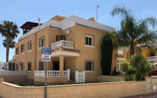 3 Bedroom House, Dona Pepa, Quesada