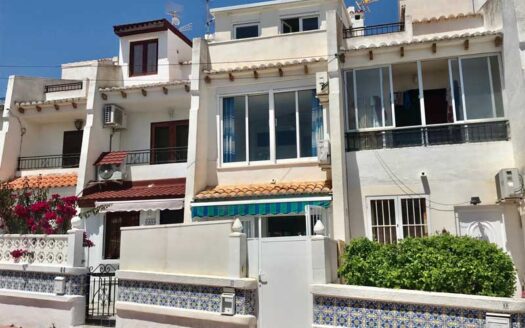 Large 2 bedroom Townhouse in Los Balcones