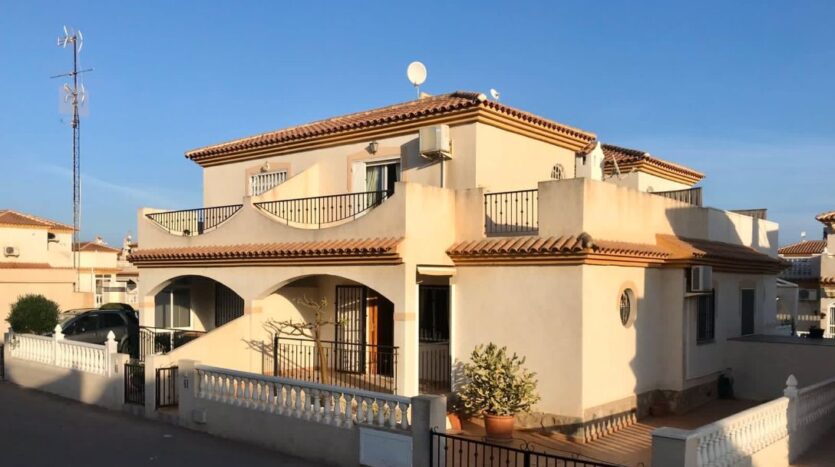 2 Bed Semi-Detached Villa, Playa Flamenca